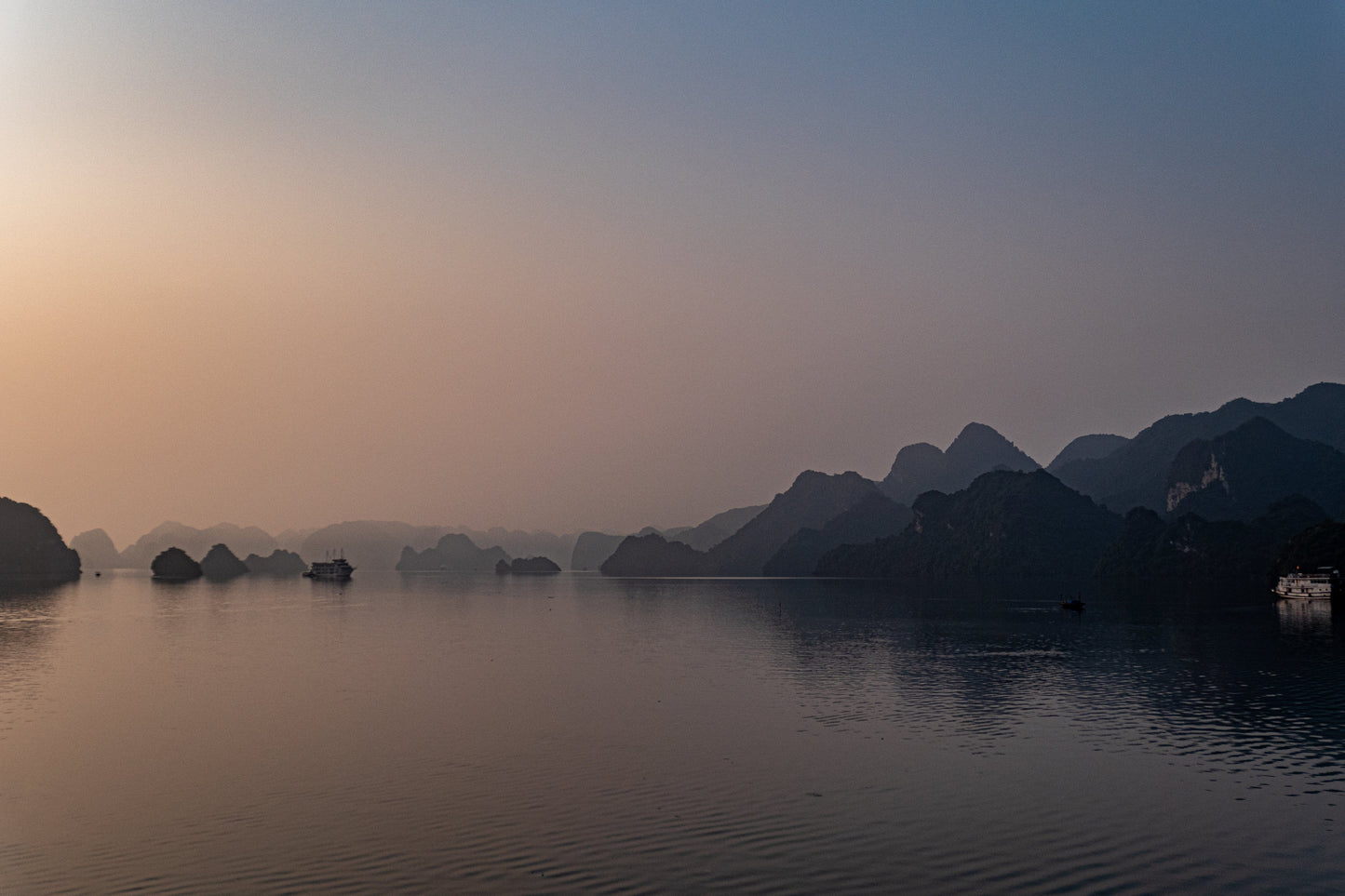 Morning on Ha Long Bay